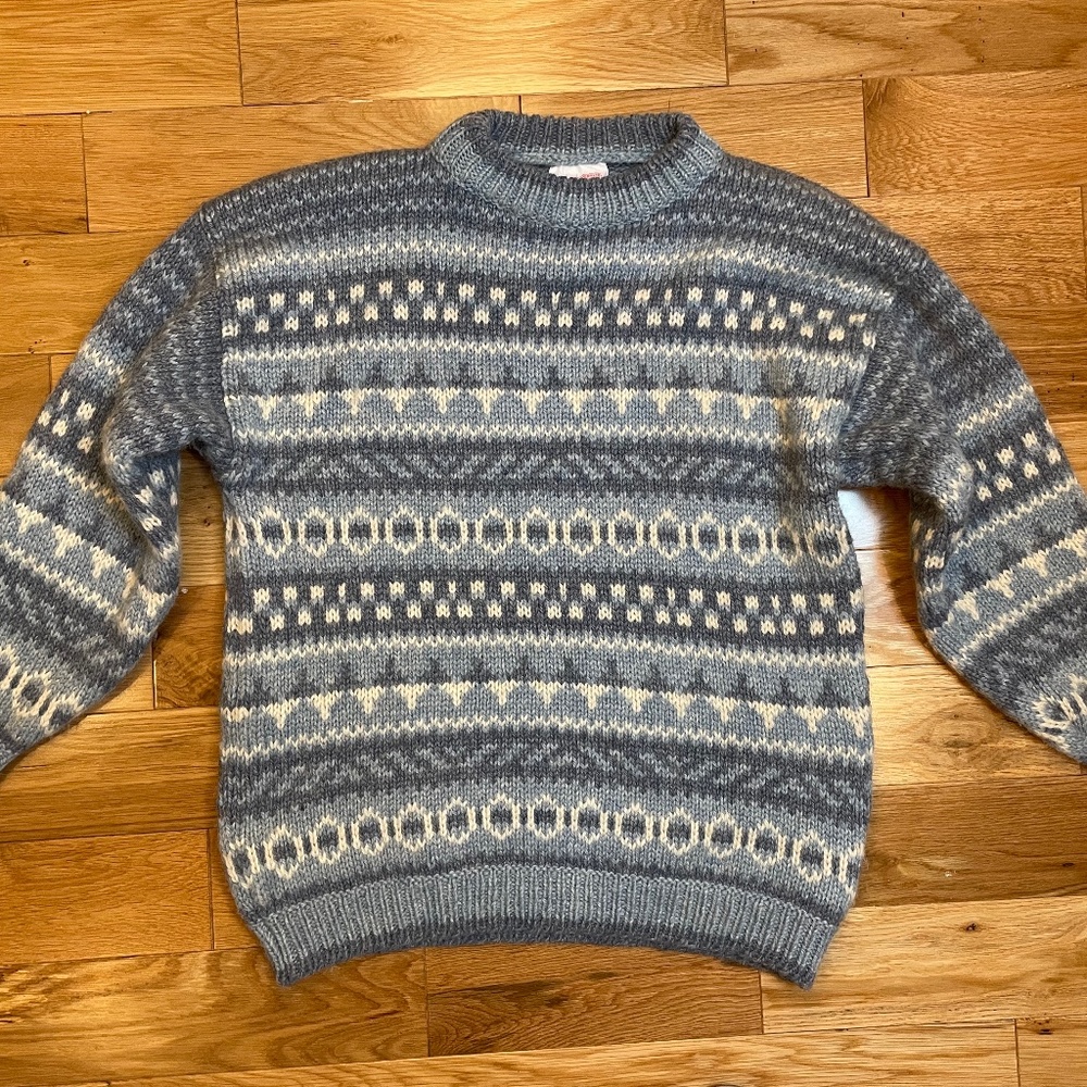 Stobi wool sweater large